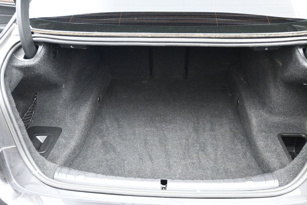 Used 2020 BMW 530i xDrive AWD/4WD image 9