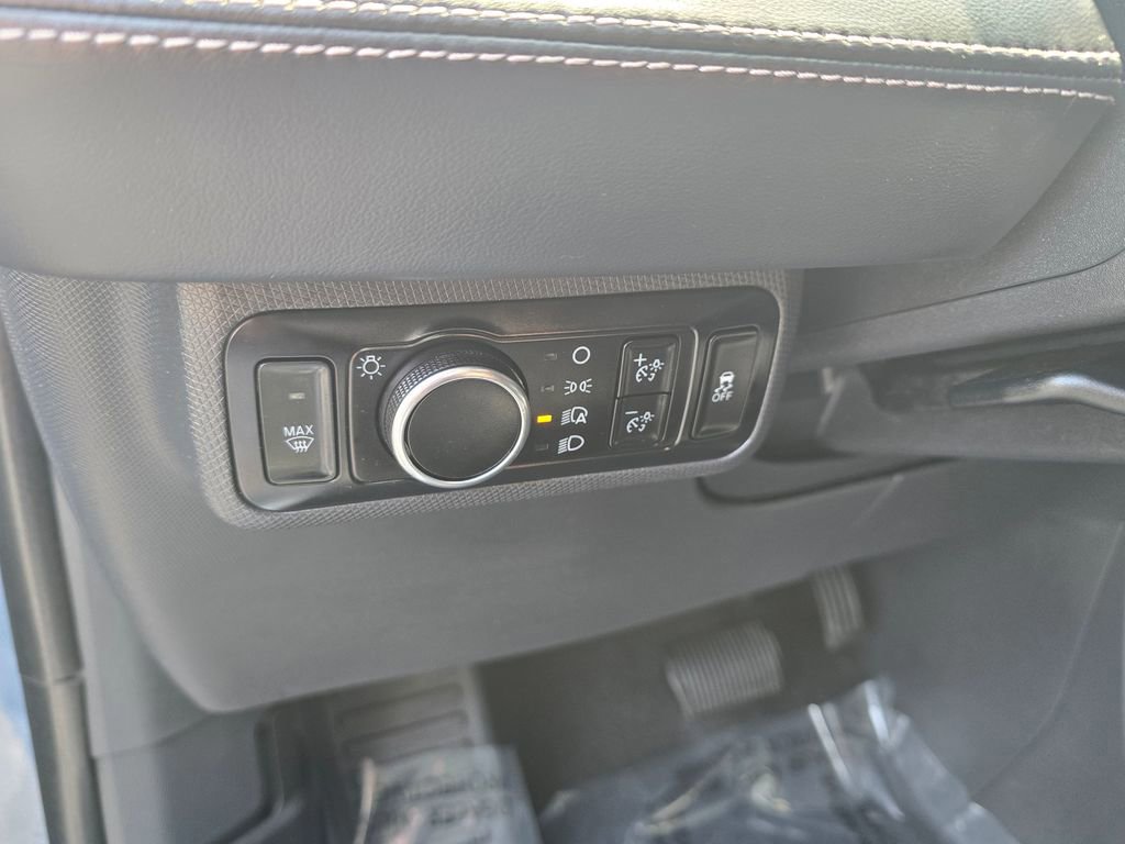 Used 2023 Ford Mustang Mach-E Premium AWD/4WD image 19