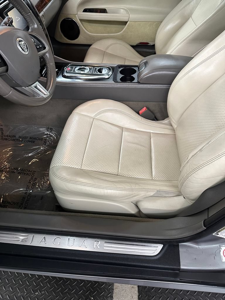 Used 2012 Jaguar XK Convertible RWD image 13