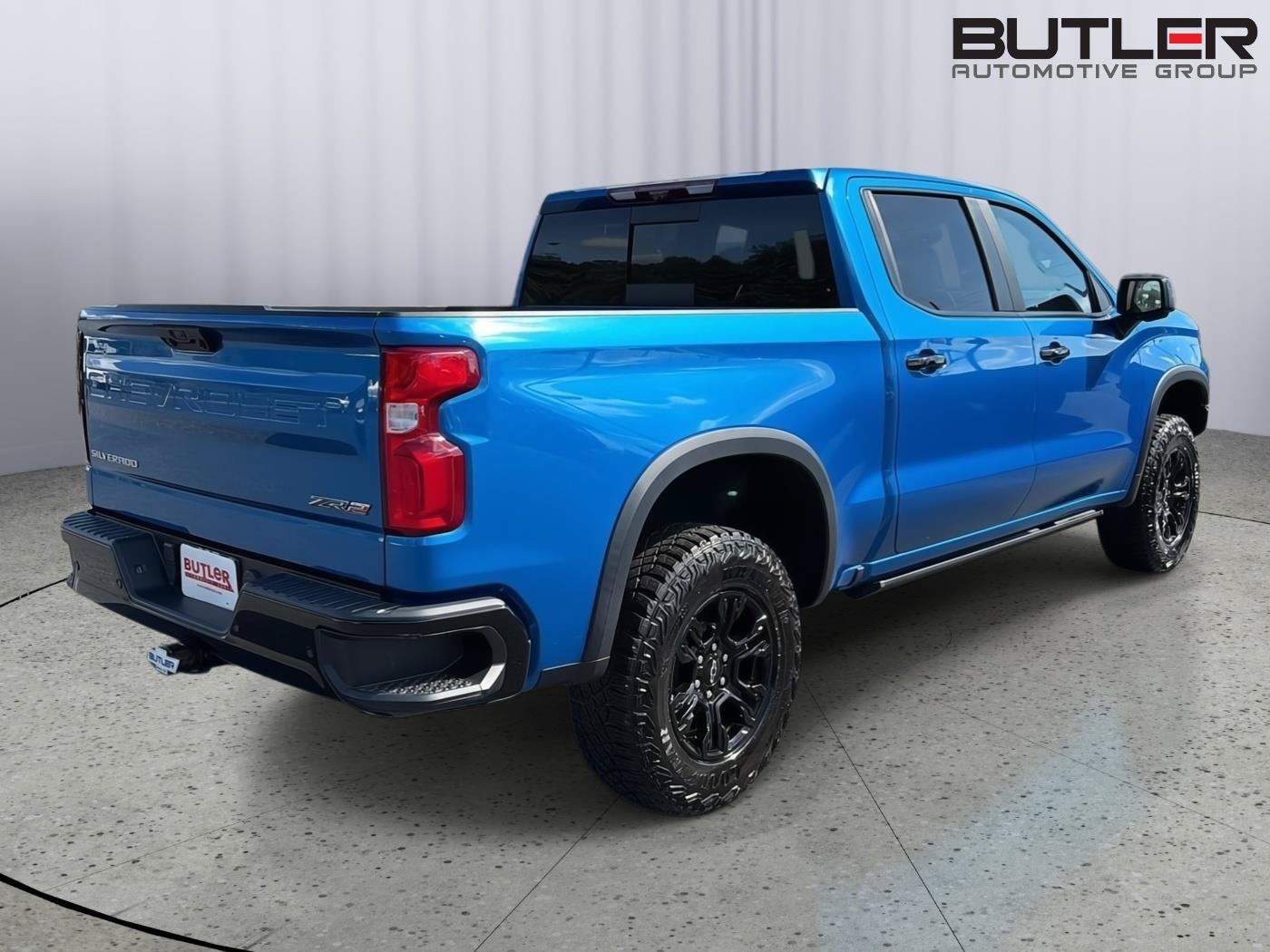 Used 2022 Chevrolet Silverado 1500 ZR2 w/ Technology Package AWD/4WD image 6