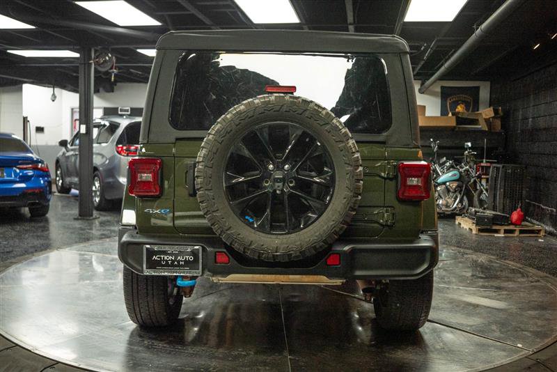 Used 2023 Jeep Wrangler Unlimited Sahara image 6