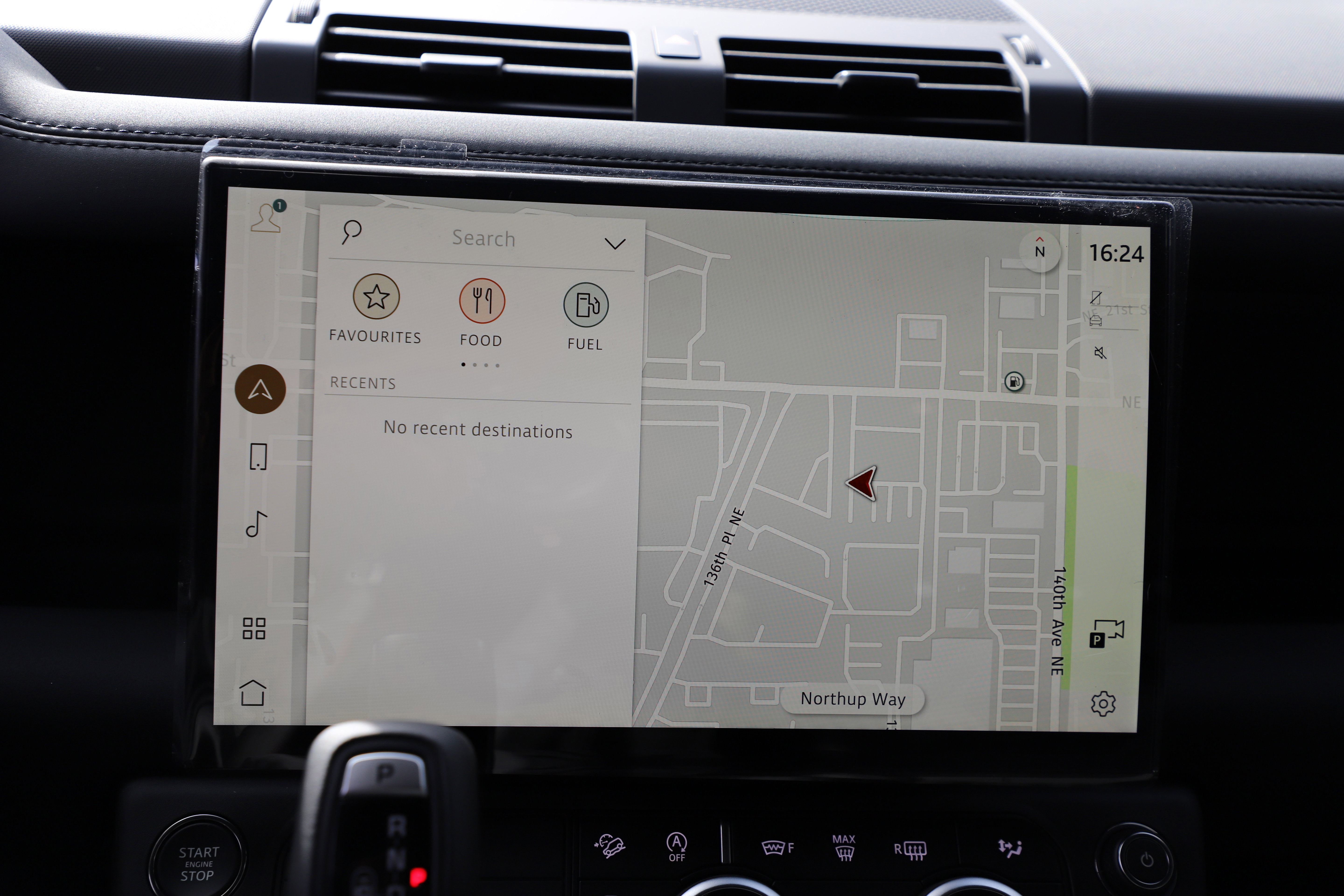 New 2026 Land Rover Defender 110 X-Dynamic SE image 20