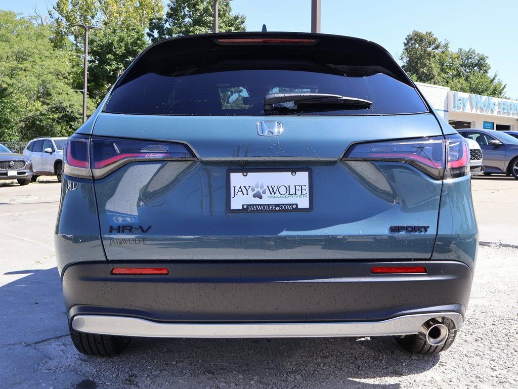New 2026 Honda HR-V Sport image 5
