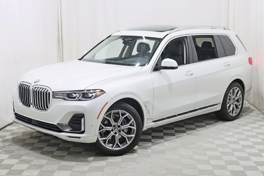 Used 2022 BMW X7 xDrive40i w/ Premium Package AWD/4WD image 7