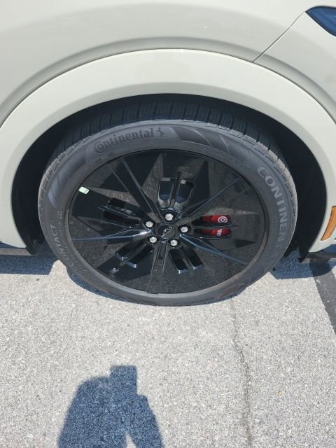 New 2025 Ford Mustang Mach-E GT image 10