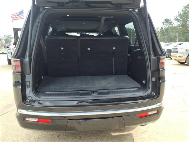 Used 2024 Jeep Wagoneer 2WD w/ Premium Group I image 20