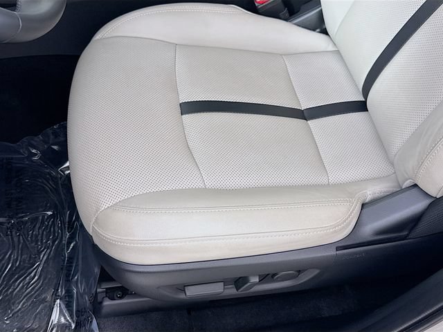 Used 2024 MAZDA CX-90 3.3 Turbo w/ Preferred Plus AWD/4WD image 18