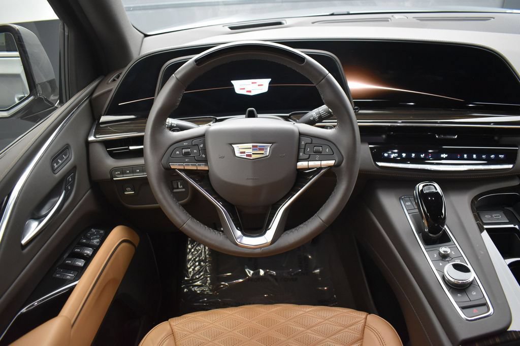 Certified 2024 Cadillac Escalade ESV Premium Luxury AWD/4WD image 14
