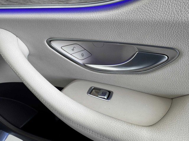 Used 2019 Mercedes-Benz E 450 4MATIC Cabriolet image 63