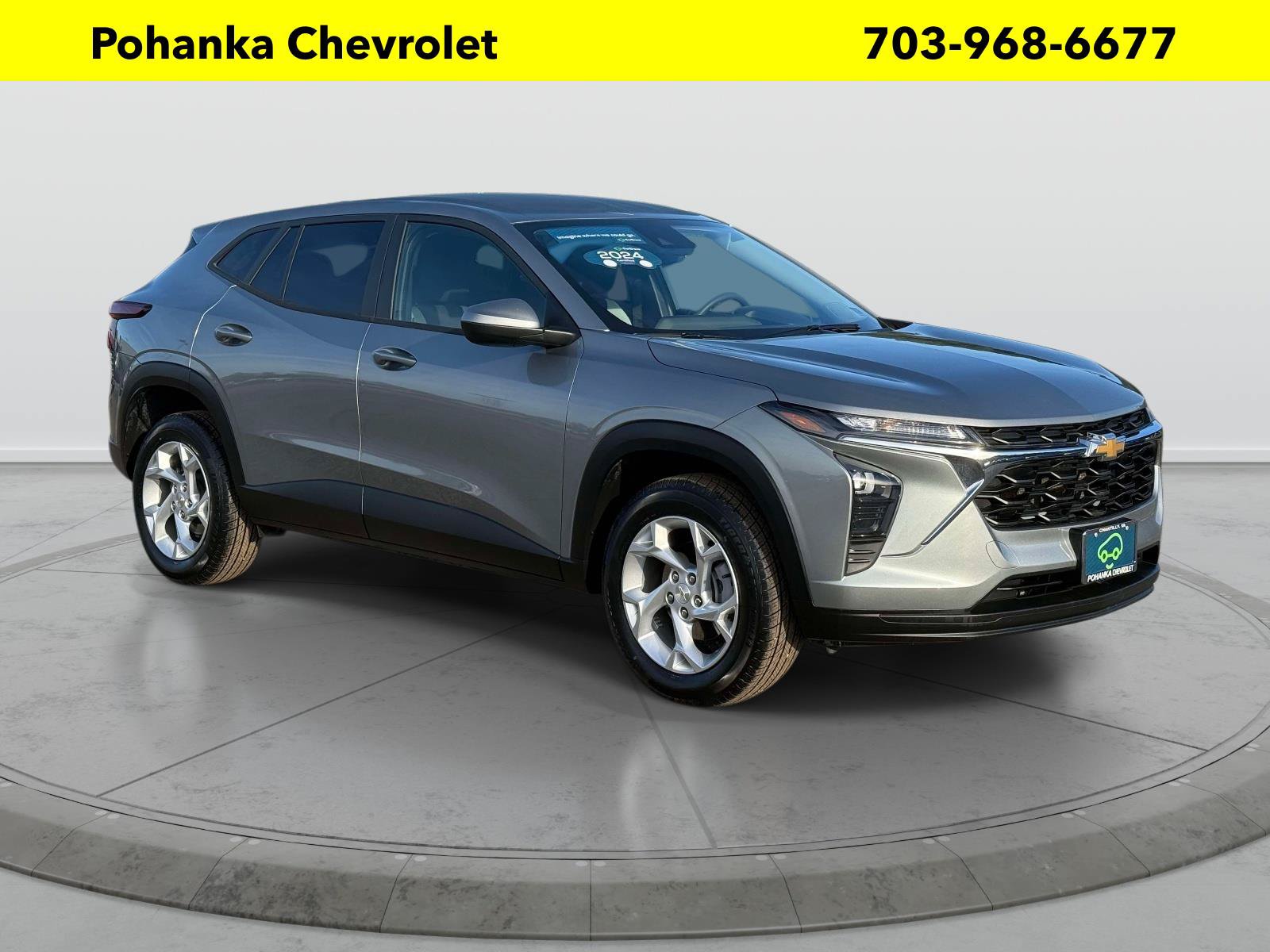 Used 2024 Chevrolet Trax LS w/ LS Convenience Package FWD image 1
