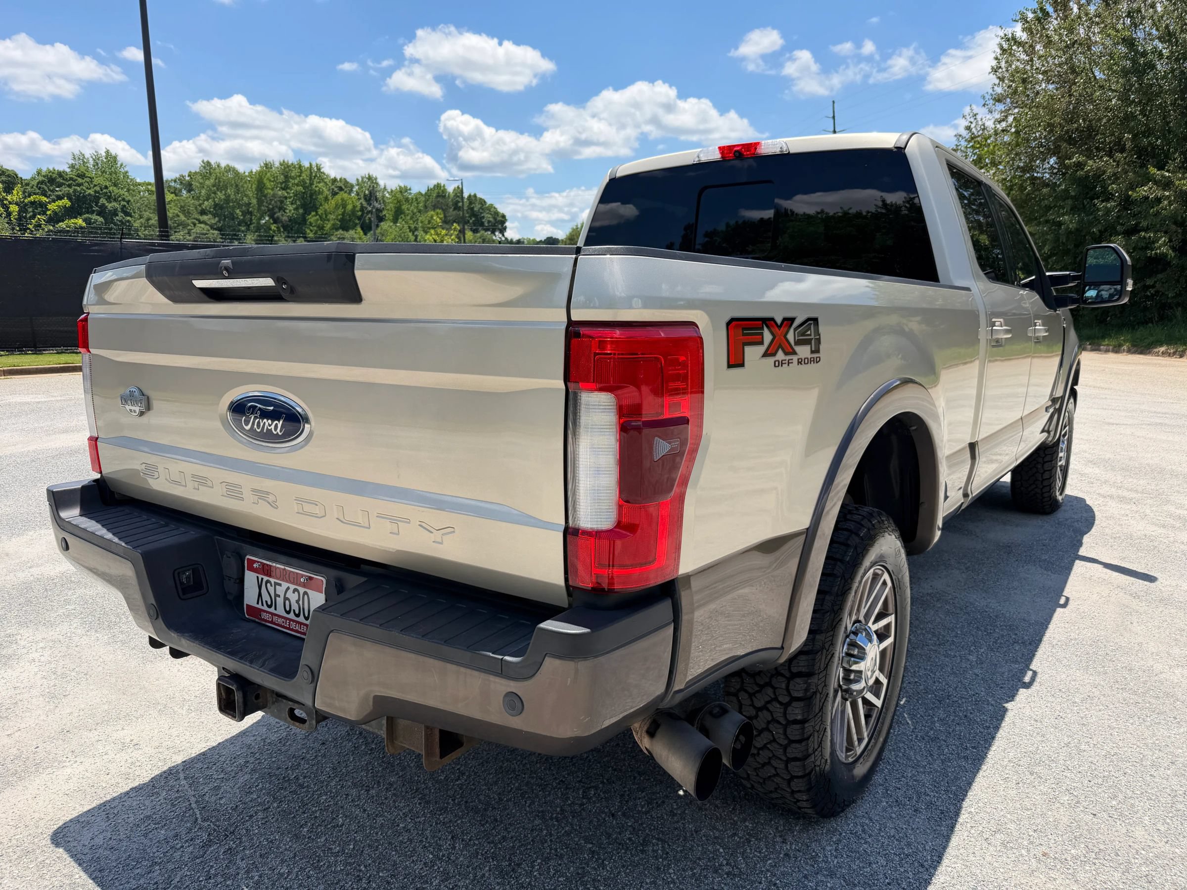 Used 2017 Ford F250 King Ranch w/ King Ranch Ultimate Package AWD/4WD image 5
