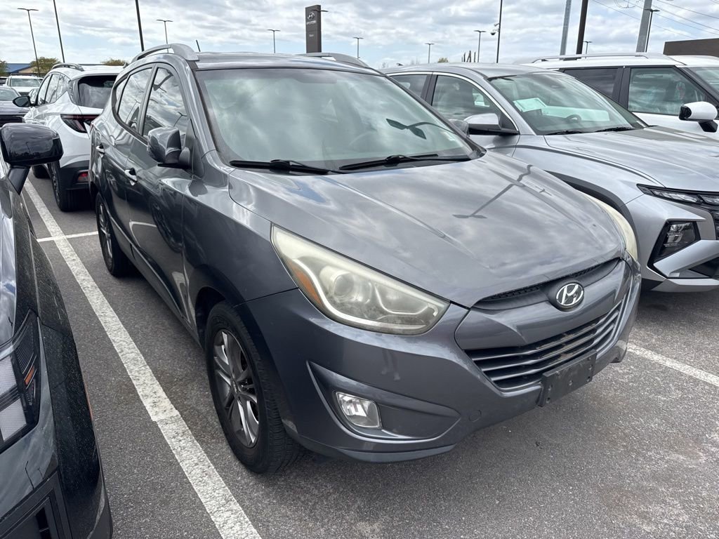 Used 2014 Hyundai Tucson SE image 2