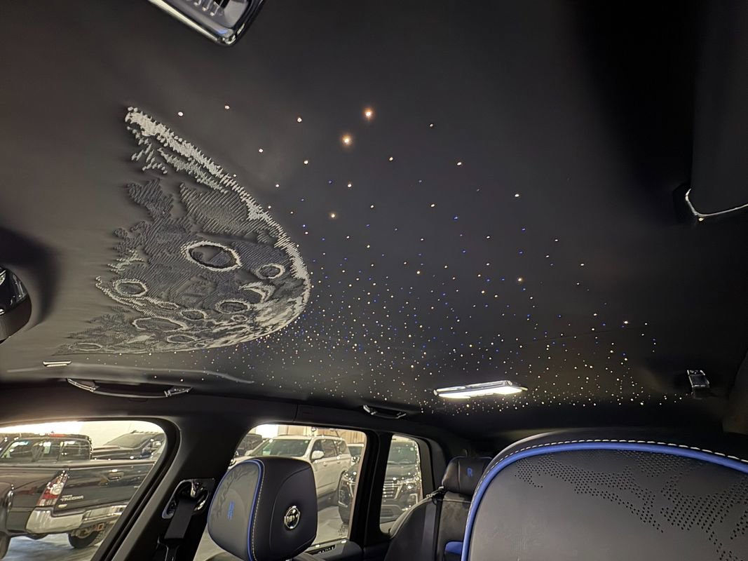 Used 2024 Rolls-Royce Cullinan Black Badge w/ Leather Finishing Pack image 24