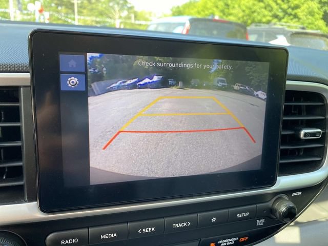 Used 2023 Hyundai Venue SEL w/ Cargo Package FWD image 10