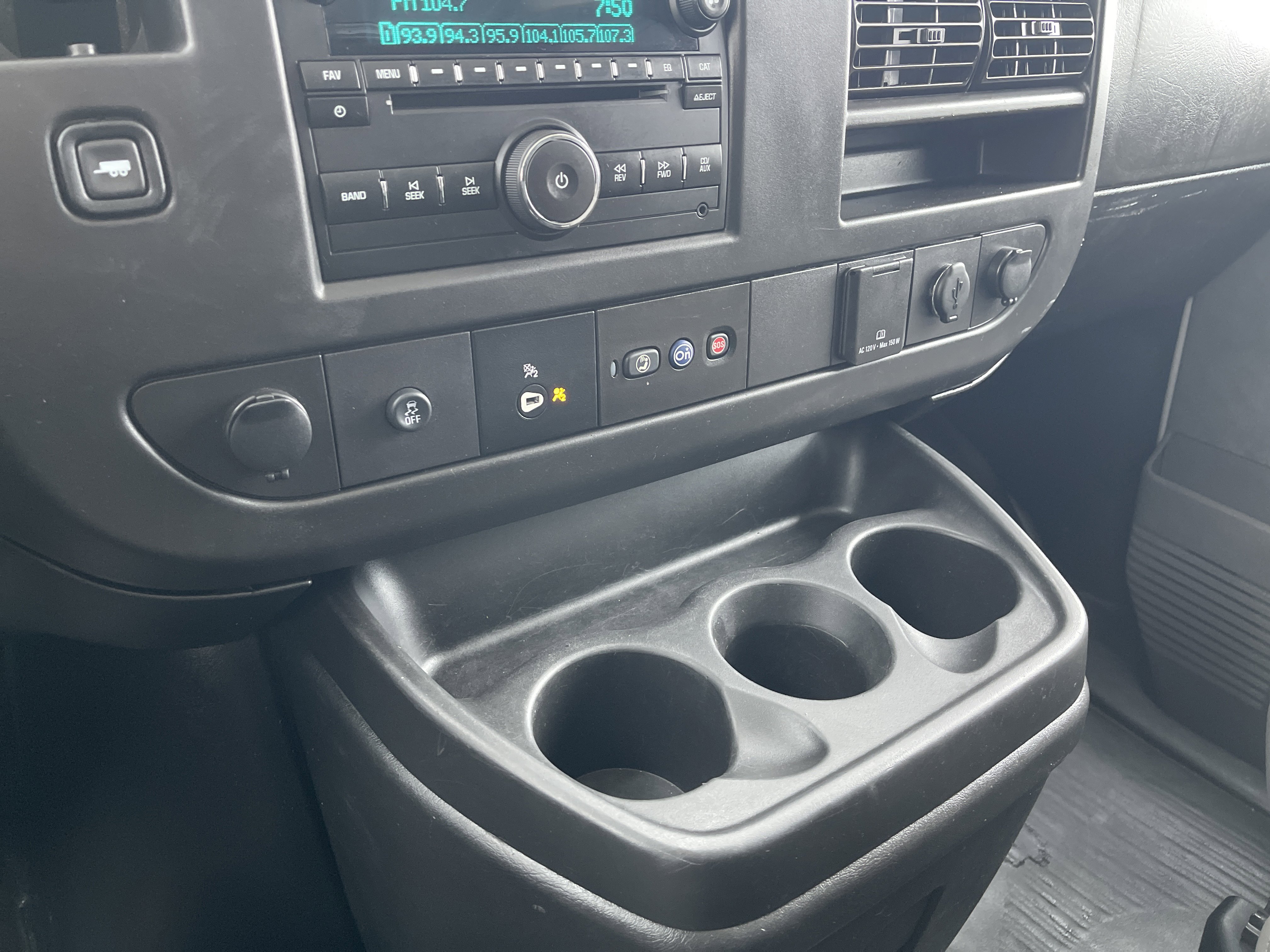 Used 2019 Chevrolet Express 2500 image 19