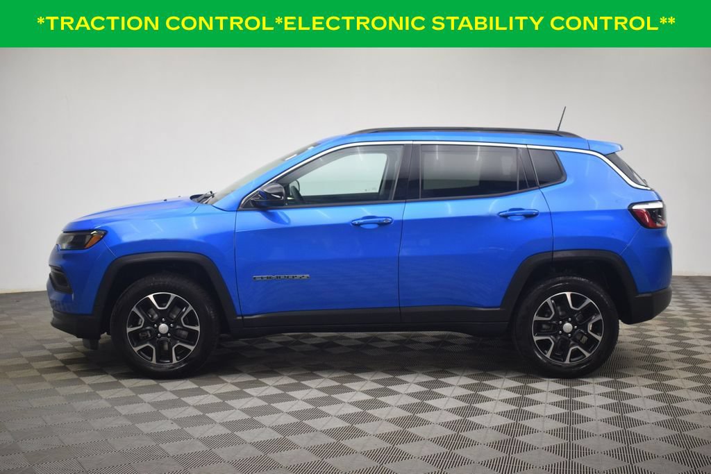 Used 2022 Jeep Compass Latitude AWD/4WD image 13