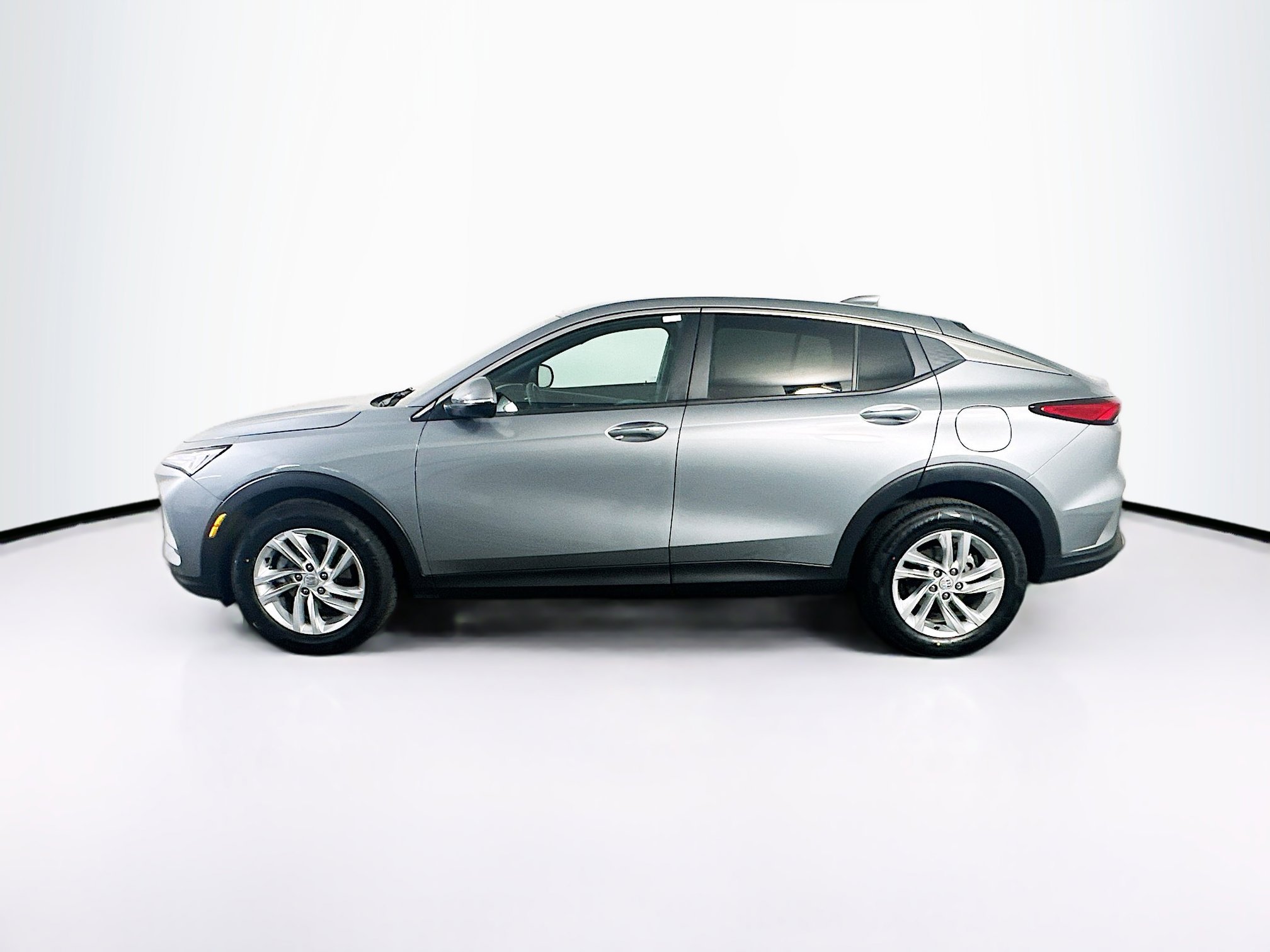 Used 2024 Buick Envista Preferred w/ Convenience I Package FWD image 4