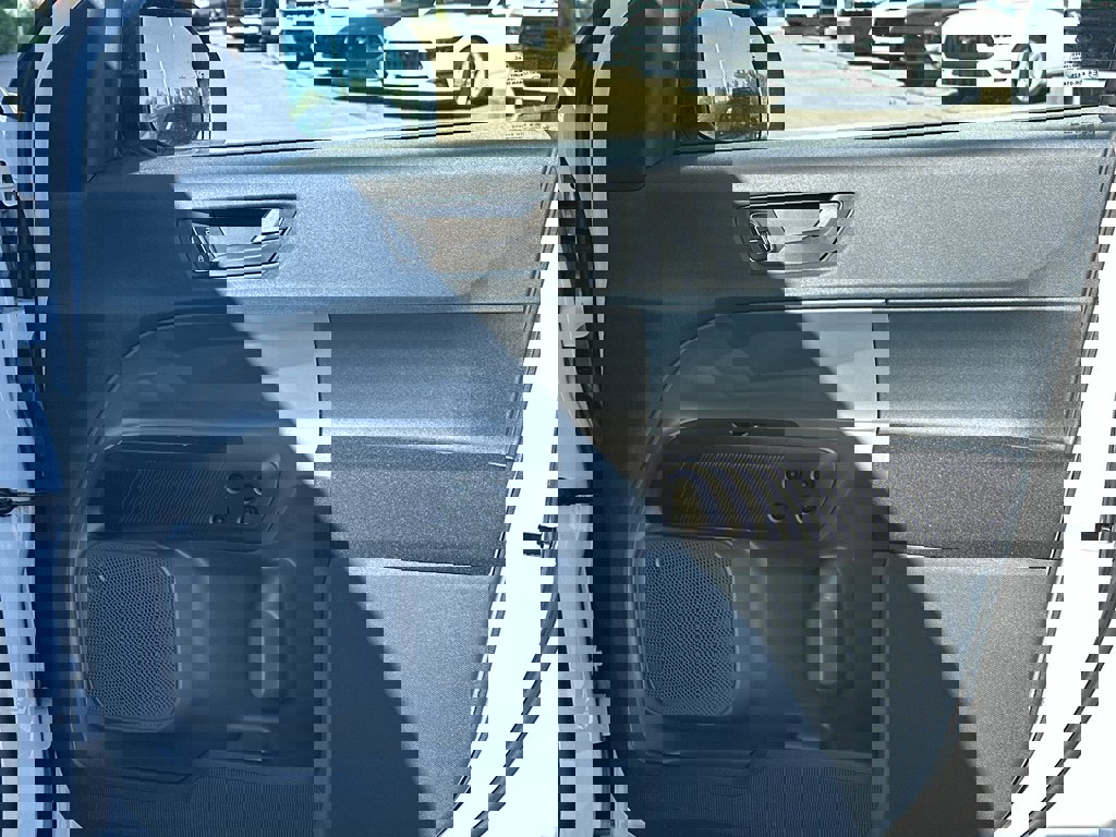 New 2026 Ford Maverick XL AWD/4WD image 27