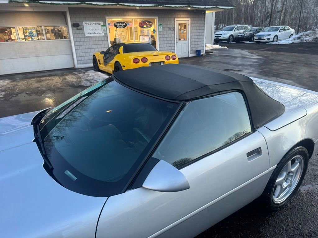 Used 1996 Chevrolet Corvette Convertible image 12