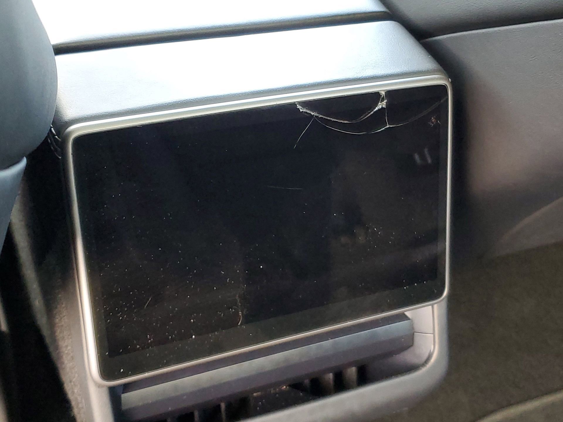 Used 2025 Tesla Model 3 image 12