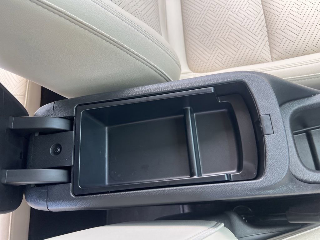 Used 2022 Buick Encore GX Essence w/ Advanced Technology Package image 43