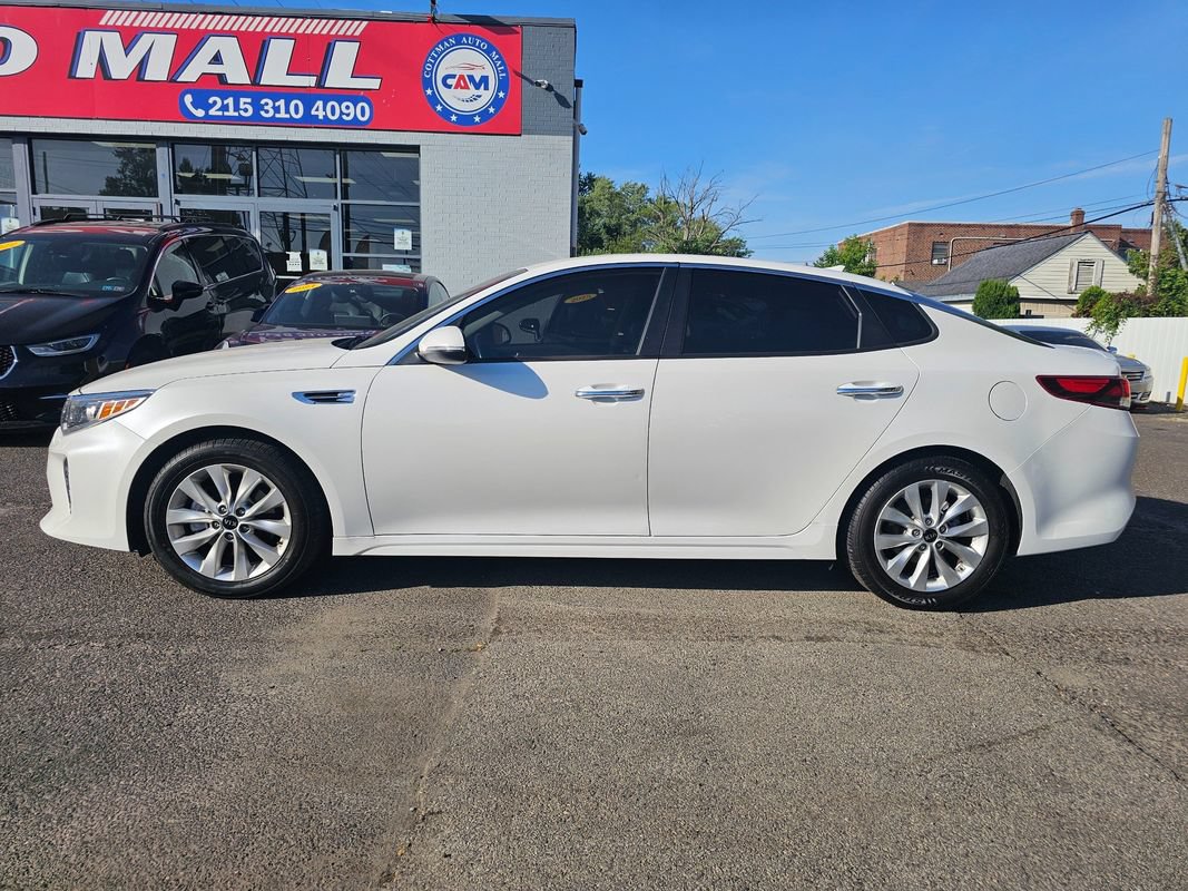 Used 2018 Kia Optima S FWD image 9