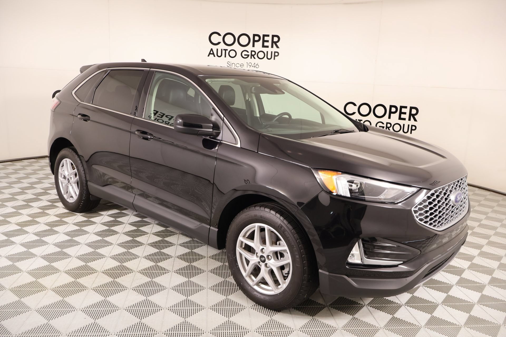 Used 2024 Ford Edge SEL w/ Convenience Package AWD/4WD image 1