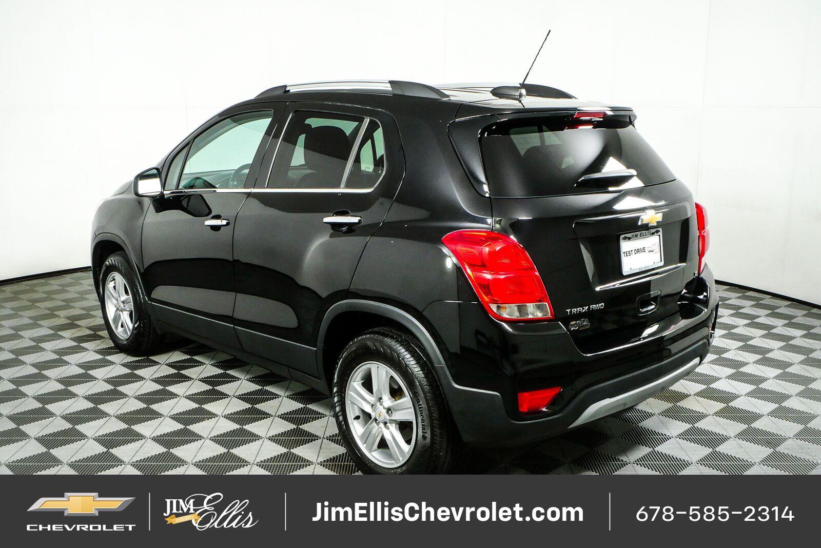 Certified 2020 Chevrolet Trax LT w/ LT Convenience Package AWD/4WD image 26