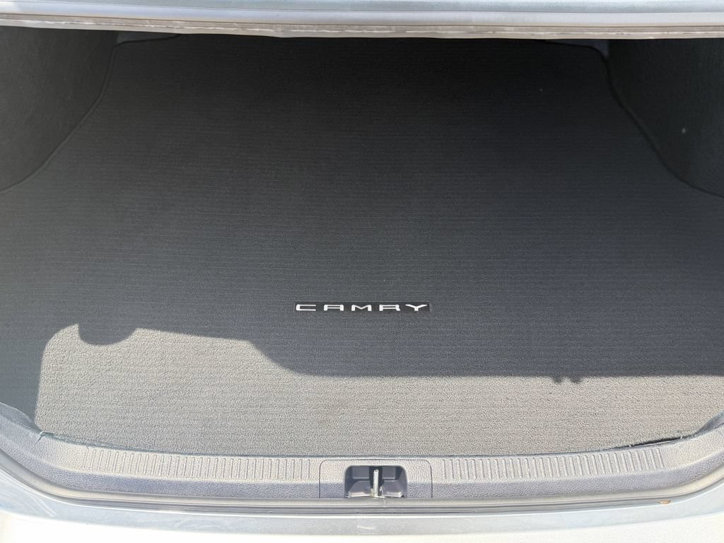 Used 2024 Toyota Camry SE FWD image 29