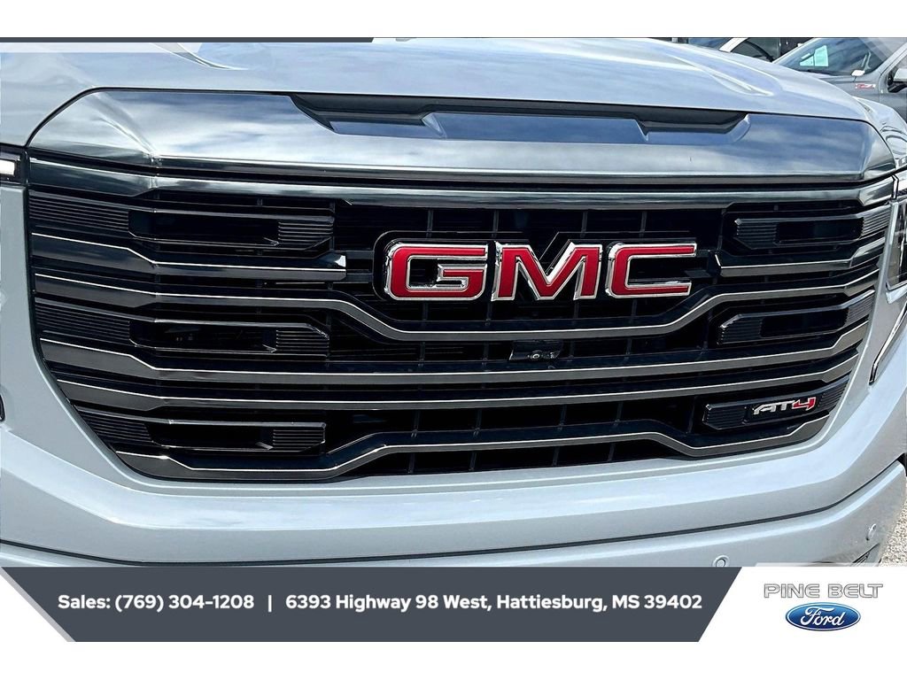 Used 2024 GMC Sierra 1500 AT4 w/ Technology Package image 22