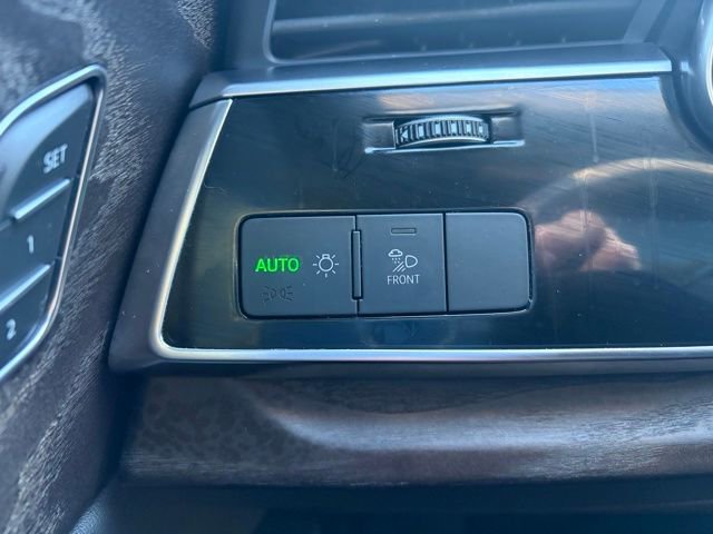 Used 2021 Audi Q8 Premium w/ Black Optic Package image 18