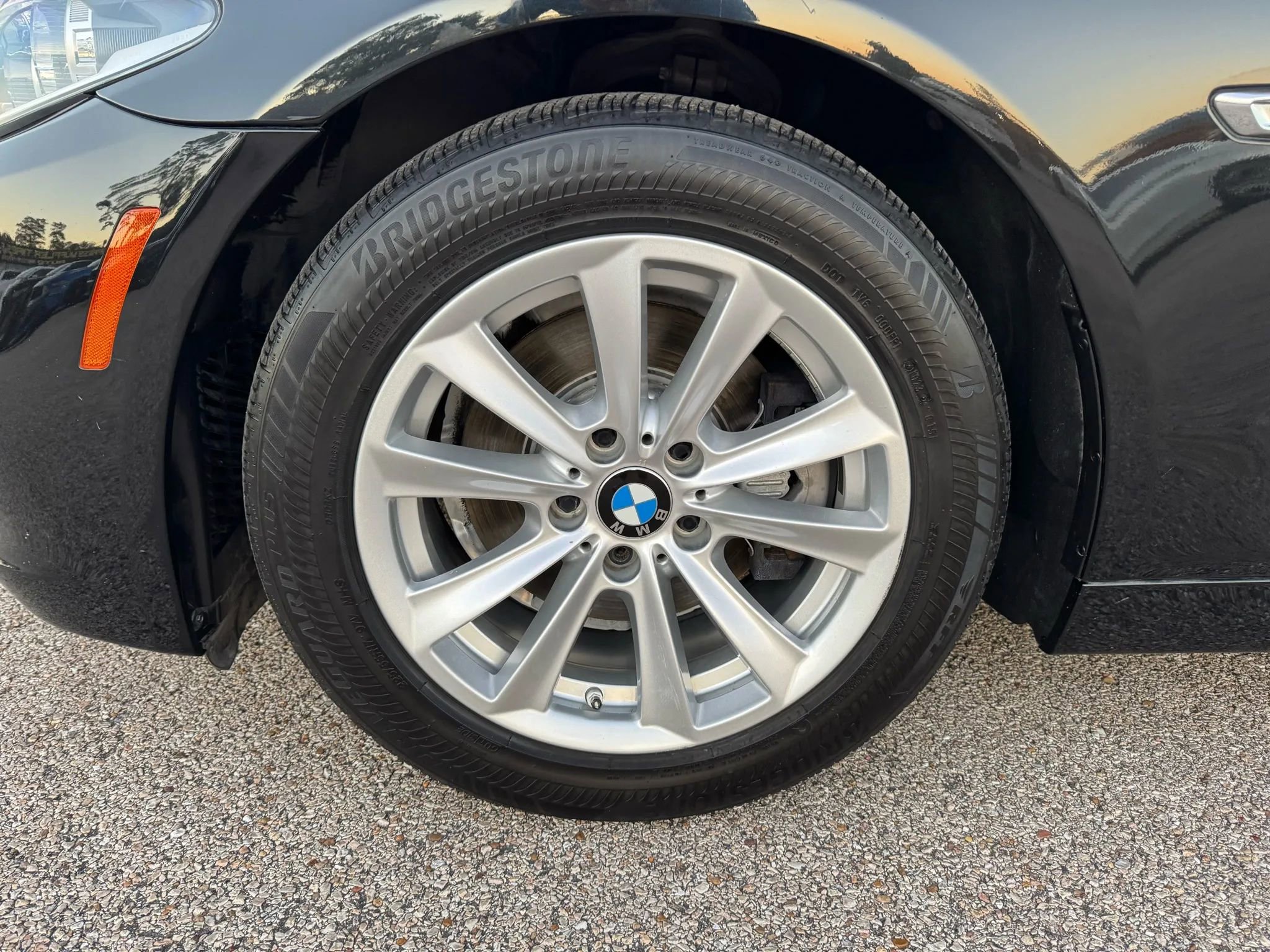 Used 2016 BMW 528i Sedan image 11