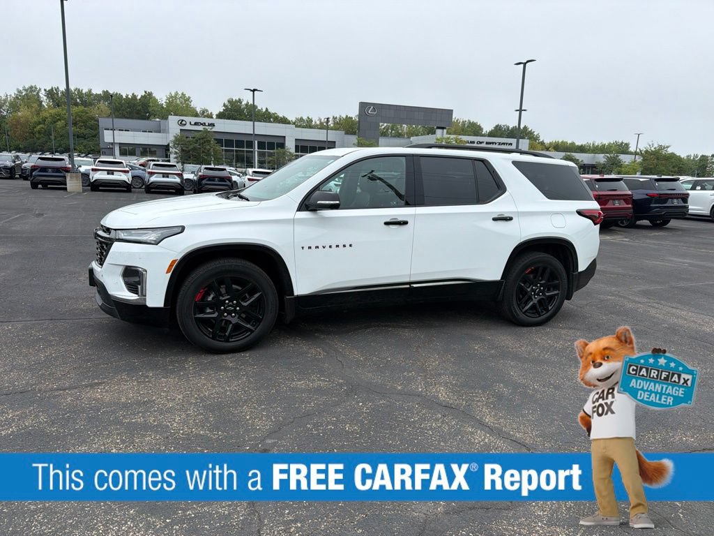 Used 2022 Chevrolet Traverse Premier w/ Redline Edition AWD/4WD image 2