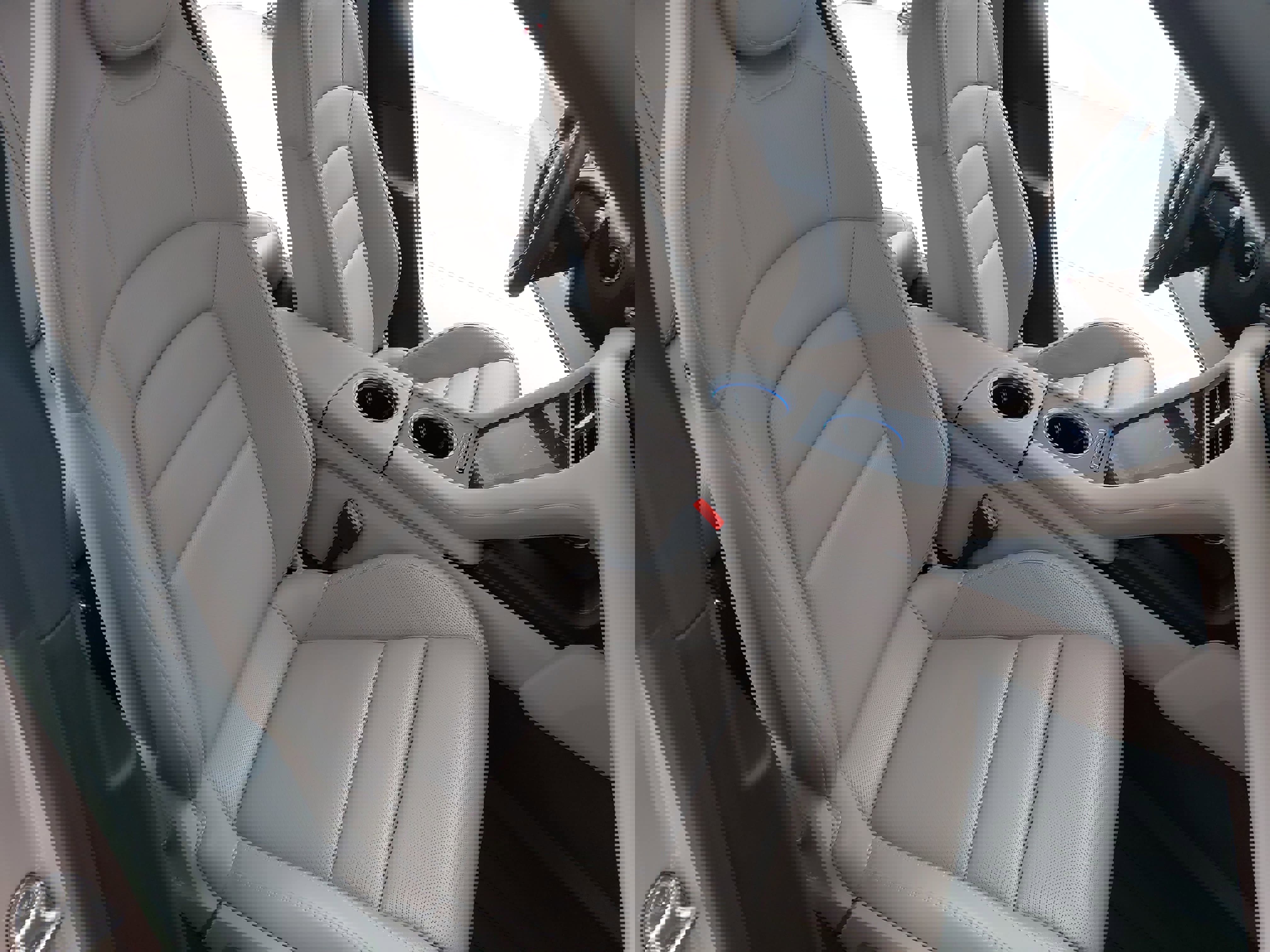 Used 2023 Porsche Taycan 4 Cross Turismo image 12