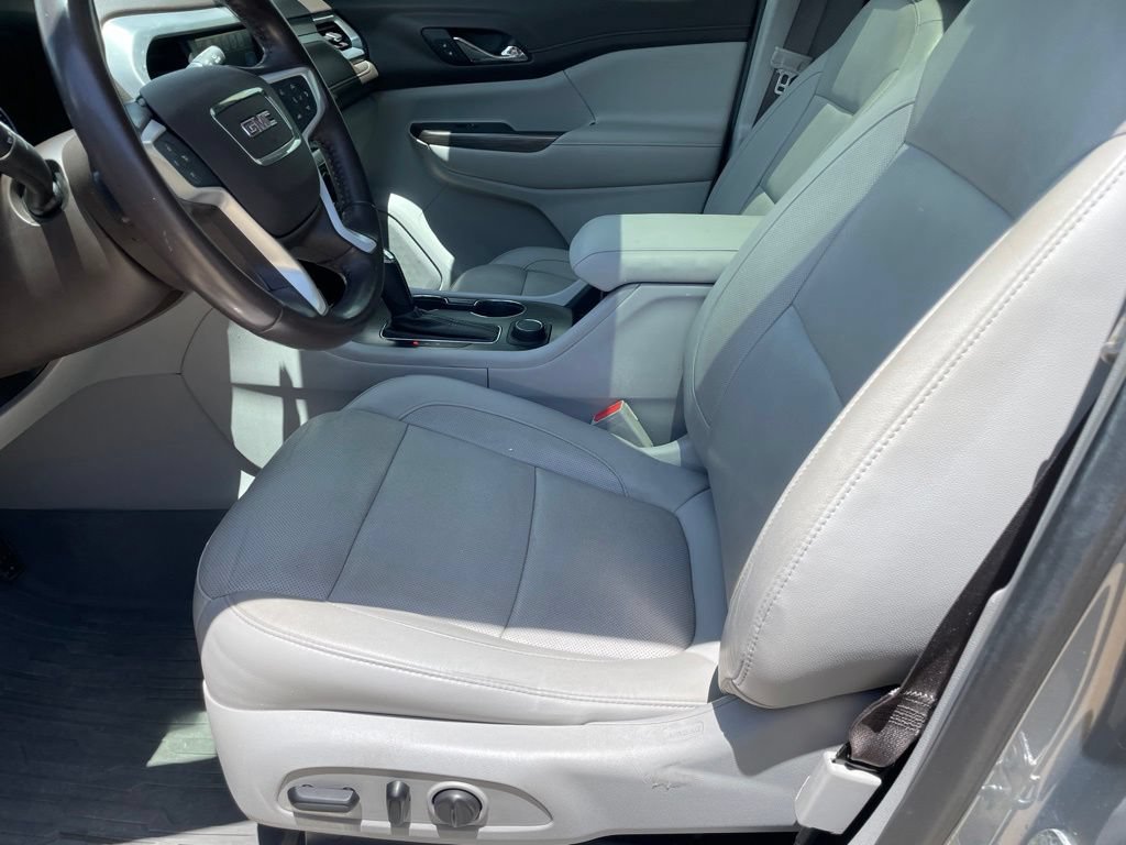 Used 2019 GMC Acadia SLT FWD image 9