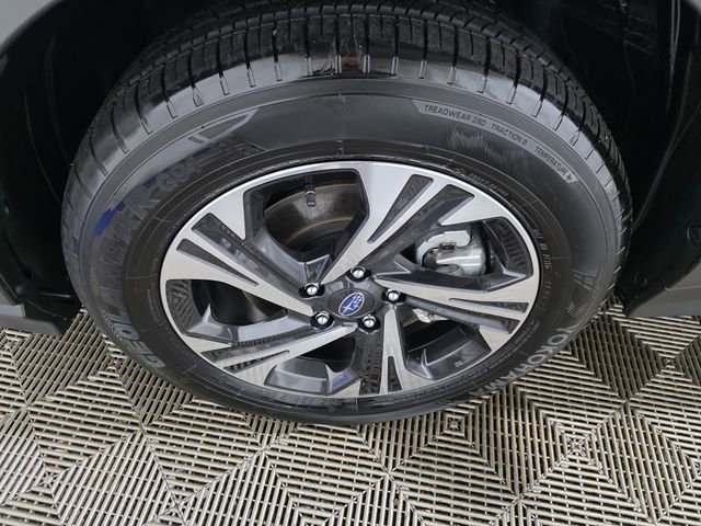 Certified 2025 Subaru Crosstrek 2.0i Premium image 10