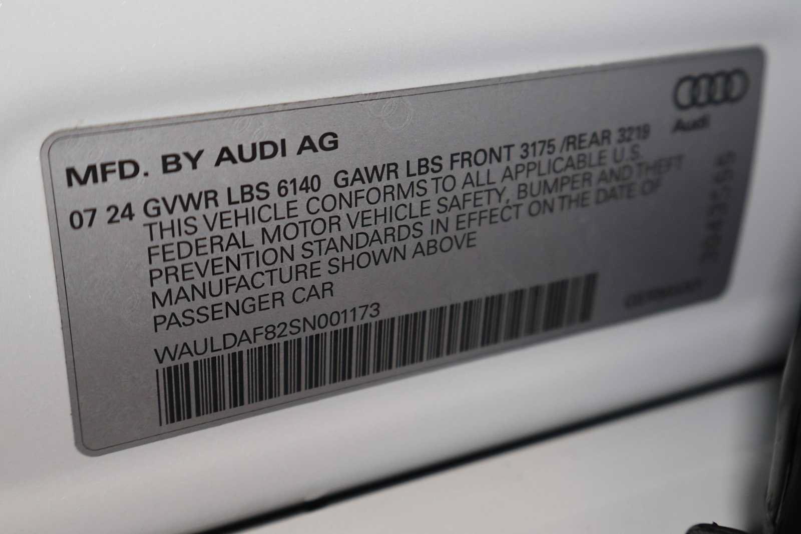 Used 2025 Audi A8 L 3.0T AWD/4WD image 42