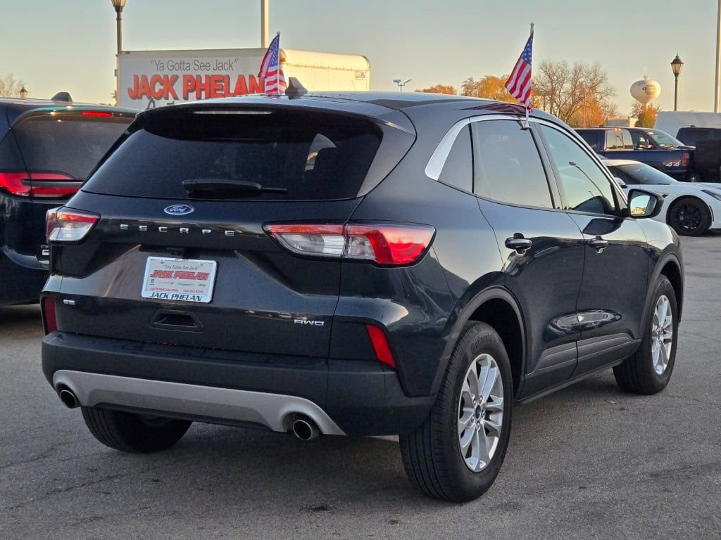 Used 2022 Ford Escape SE w/ Convenience Package image 9