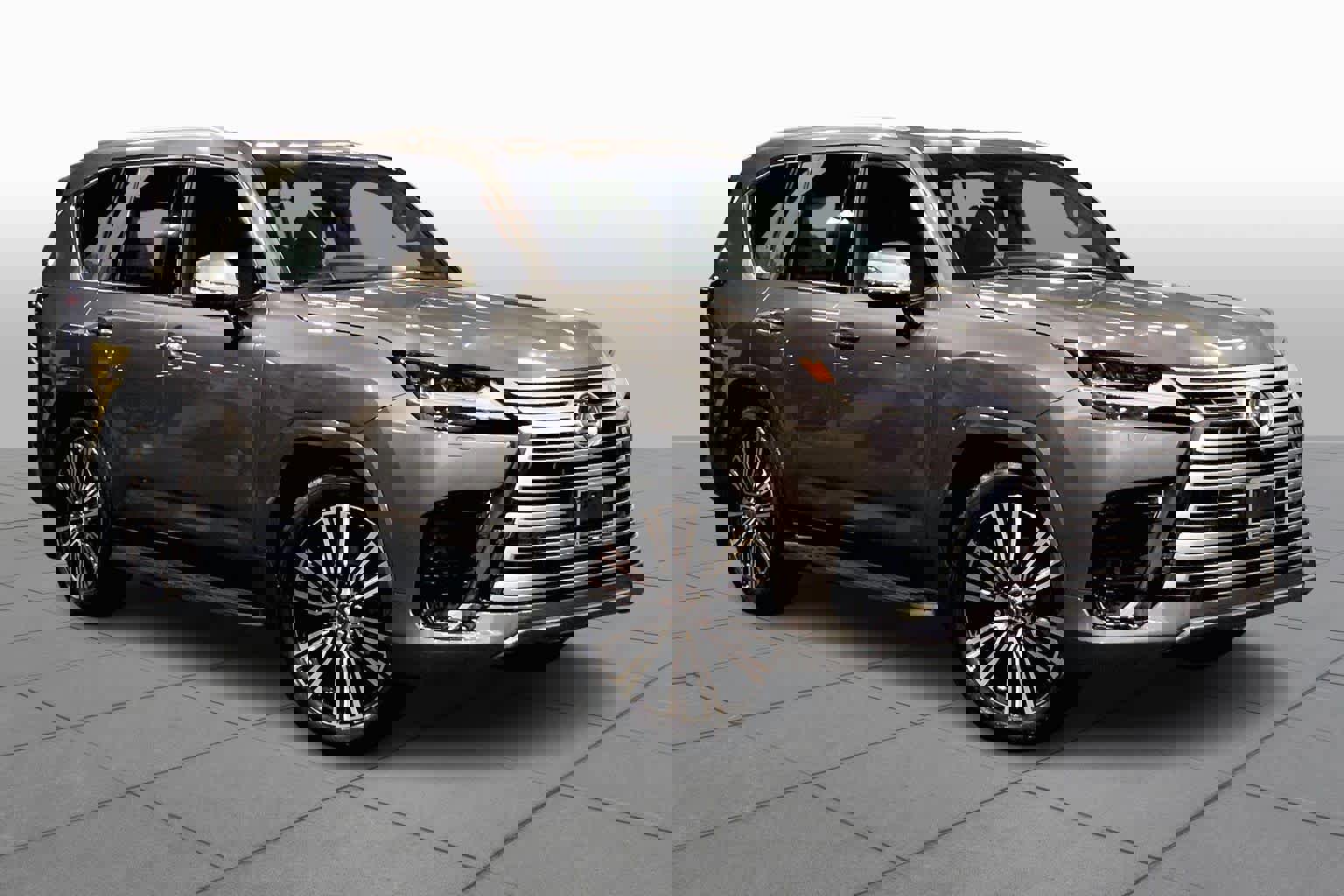New 2026 Lexus LX 600 4WD w/ Luxury Package image 2