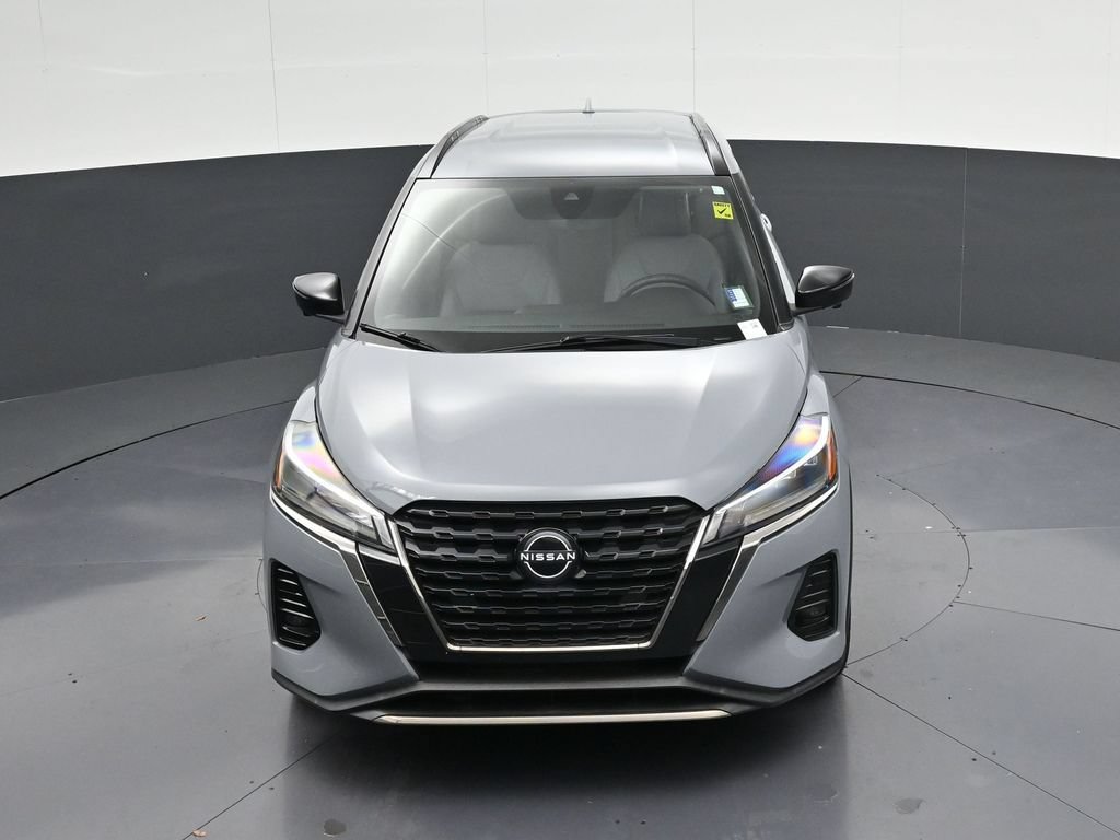 Used 2022 Nissan Kicks SR w/ Premium Package FWD image 24