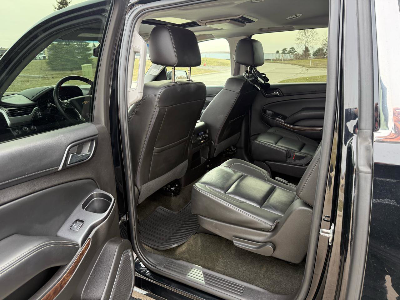 Used 2016 Chevrolet Suburban LT AWD/4WD image 20