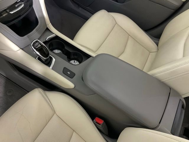 Used 2018 Cadillac XT5 Luxury w/ Driver Awareness Package image 17