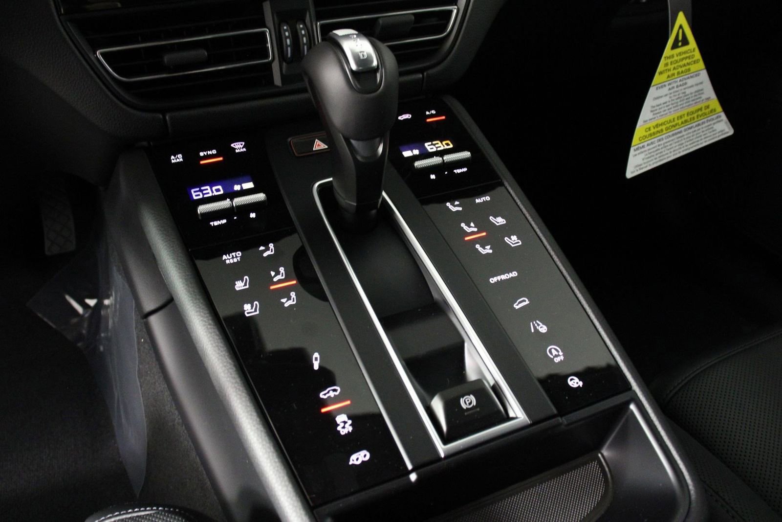 New 2026 Porsche Macan GTS AWD/4WD image 14