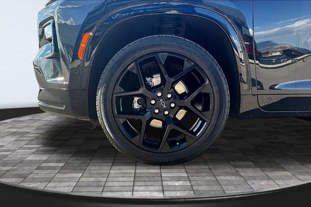 Used 2025 Chevrolet Traverse RS w/ LPO, Floor Liner Package FWD image 33