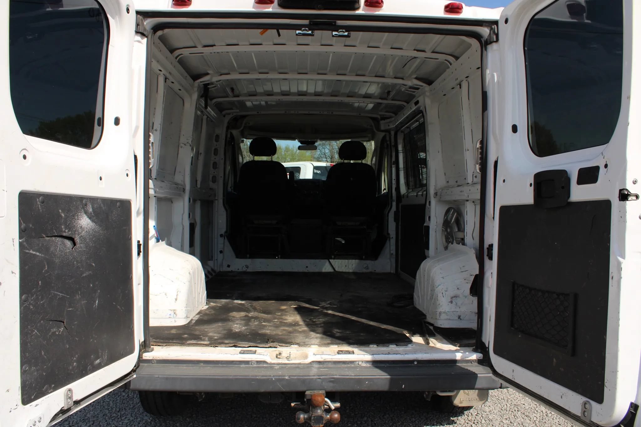Used 2018 RAM ProMaster 1500 w/ Mopar Trailer Tow Group FWD image 12