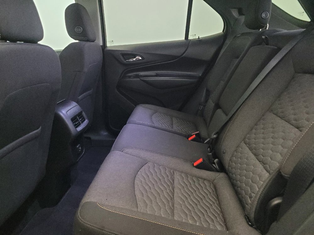 Used 2019 Chevrolet Equinox LT image 18