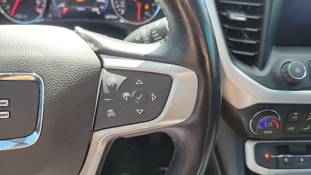 Used 2021 GMC Acadia SLT w/ Technology Package image 34