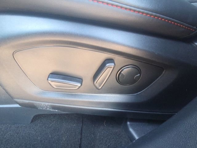 Certified 2025 Ford Explorer ST-Line image 29