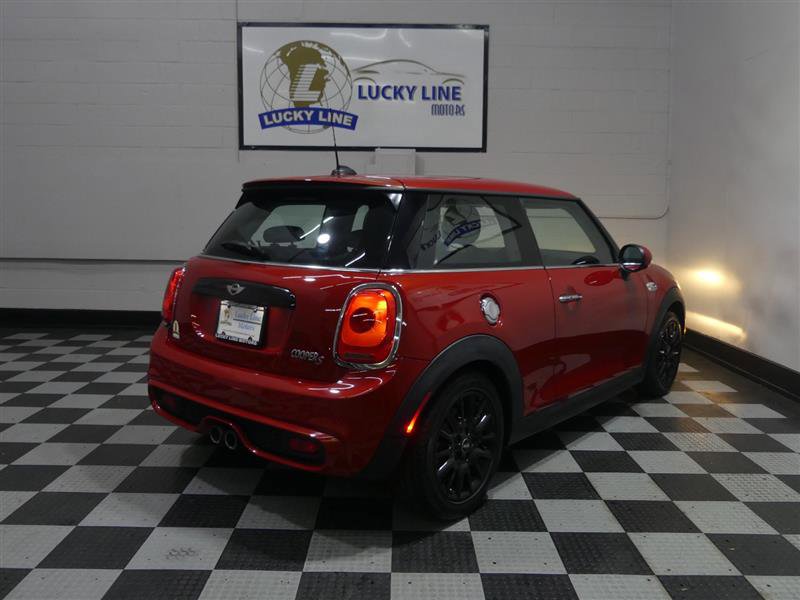 Used 2016 MINI Cooper S image 10