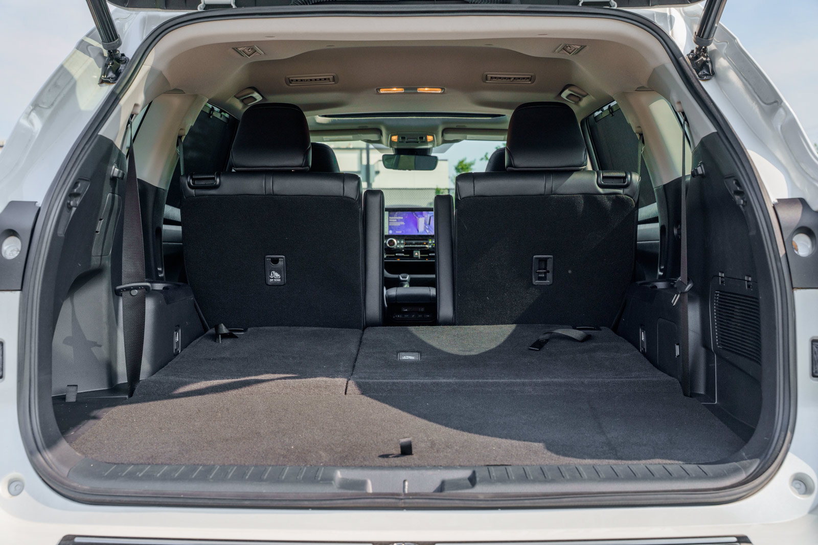 Used 2023 Toyota Highlander XLE FWD image 20